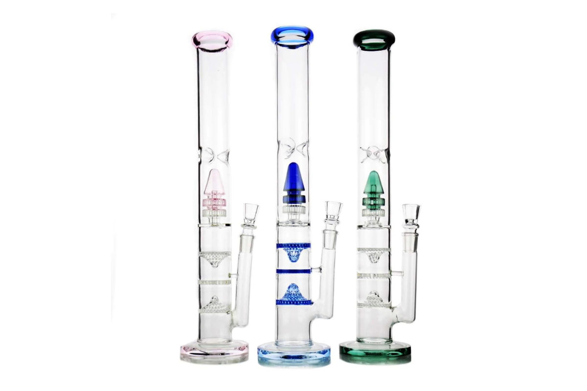 How To Choose The Perfect Glass Bong For Your Smoking Needs
