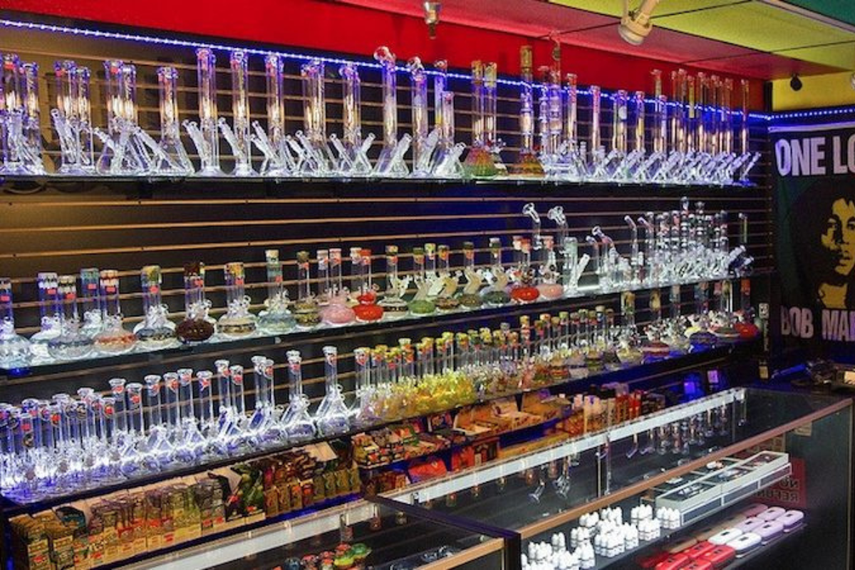 The Best Places to Buy Glass Bongs Online